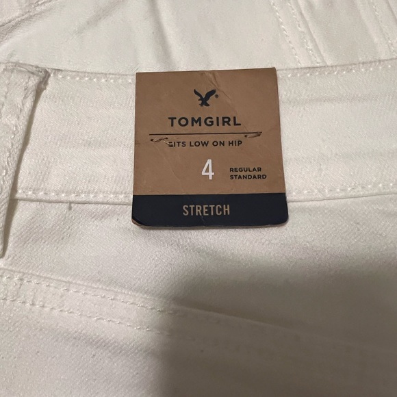 White ripped jeans (american eagle size 4) - Picture 4 of 4